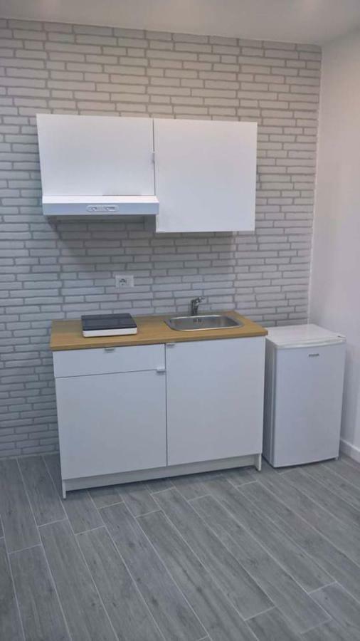 نابولي Apartment Fabrizio المظهر الخارجي الصورة